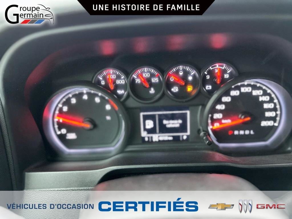 2022 Chevrolet Silverado 2500 in St-Raymond, Quebec - 18 - w1024h768px