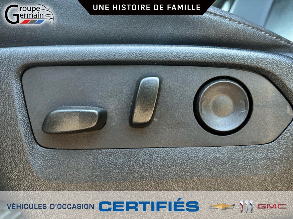 2024 Chevrolet Silverado 2500 in St-Raymond, Quebec - 14 - w1024h768px