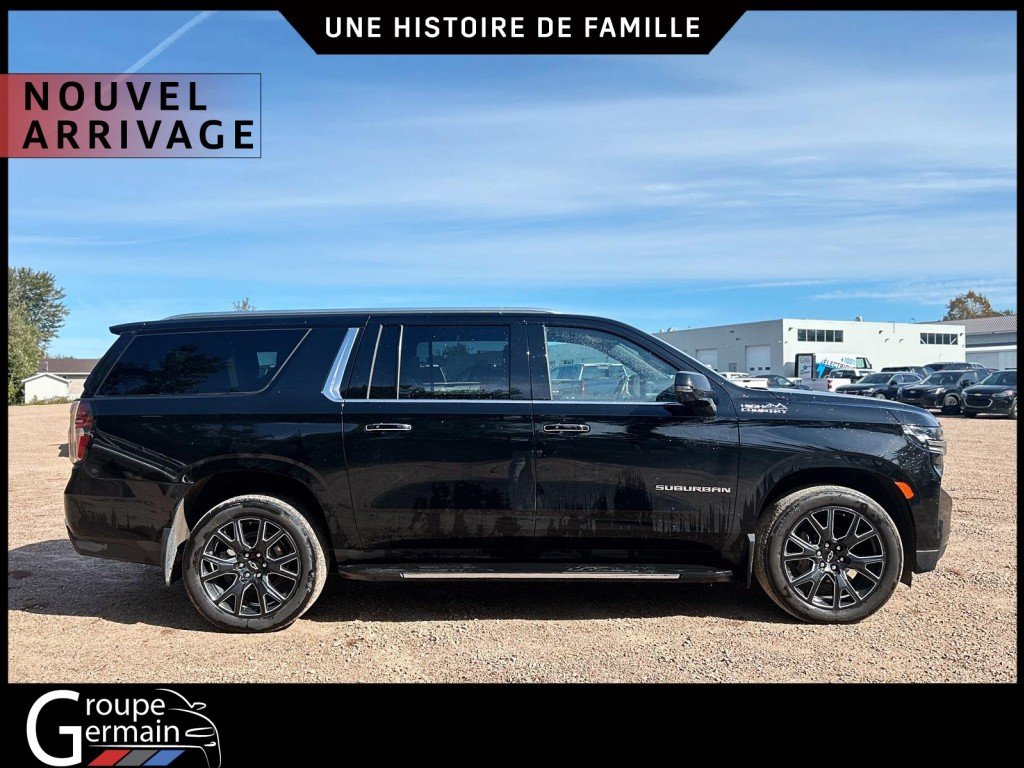 2023 Chevrolet Suburban à St-Raymond, Québec - 2 - w1024h768px