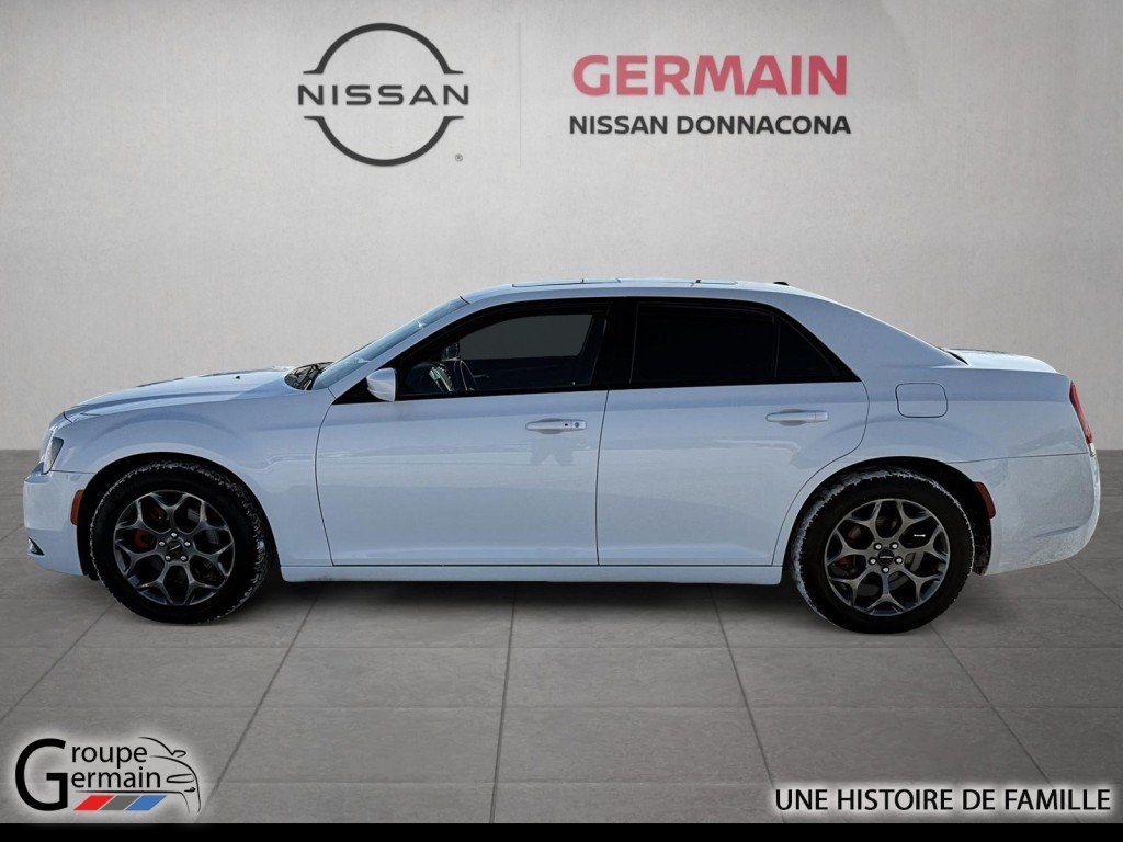 2015 Chrysler 300 à Donnacona, Québec - 2 - w1024h768px