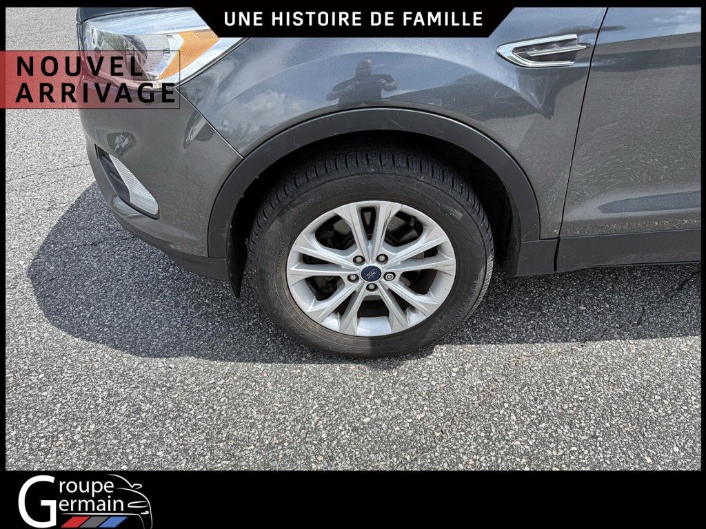 2017 Ford Escape in Donnacona, Quebec - 9 - w1024h768px