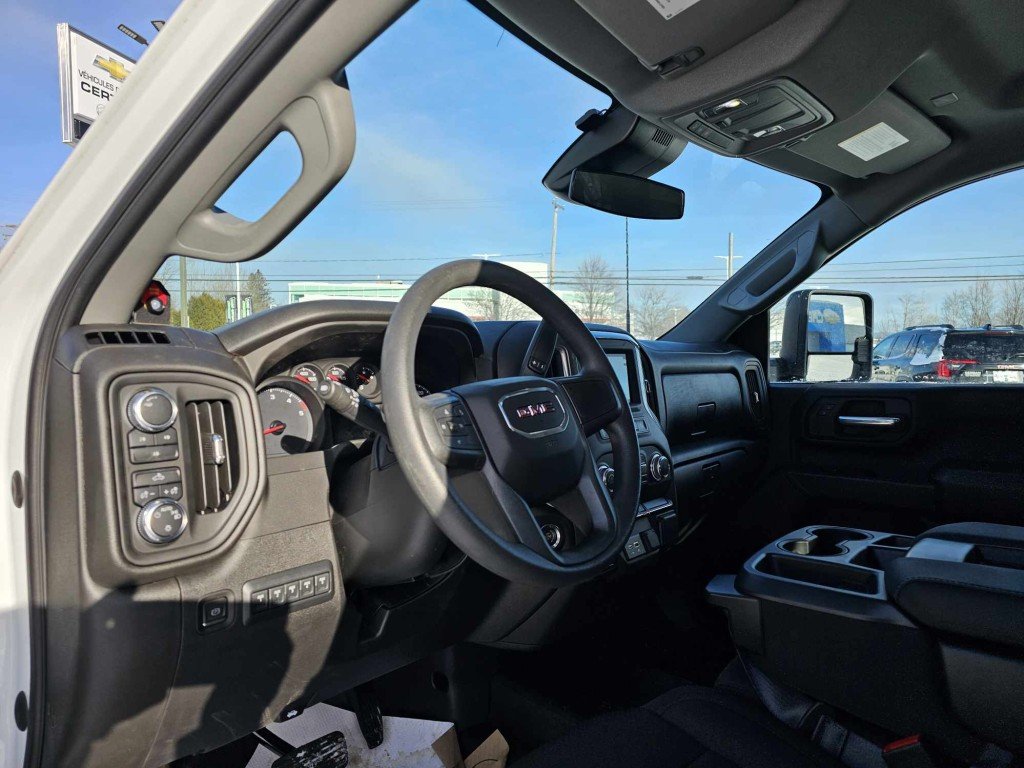 2024 GMC Sierra 3500 à St-Raymond, Québec - 12 - w1024h768px