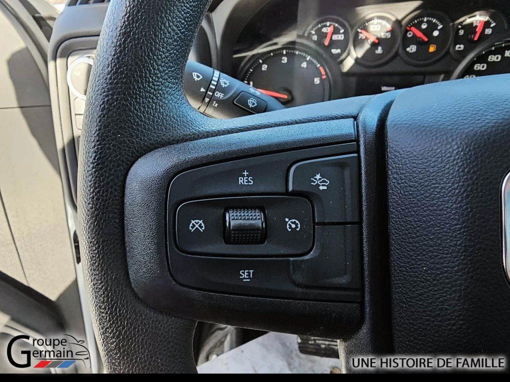 2024 GMC Sierra 3500 à St-Raymond, Québec - 15 - w1024h768px