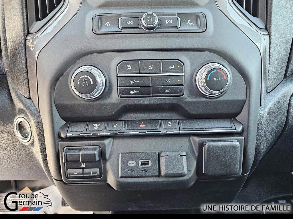 2024 GMC Sierra 3500 à St-Raymond, Québec - 17 - w1024h768px