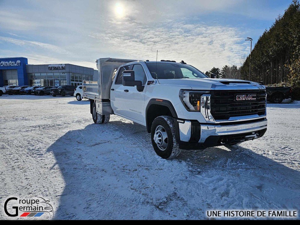 2024 GMC Sierra 3500 à St-Raymond, Québec - 1 - w1024h768px
