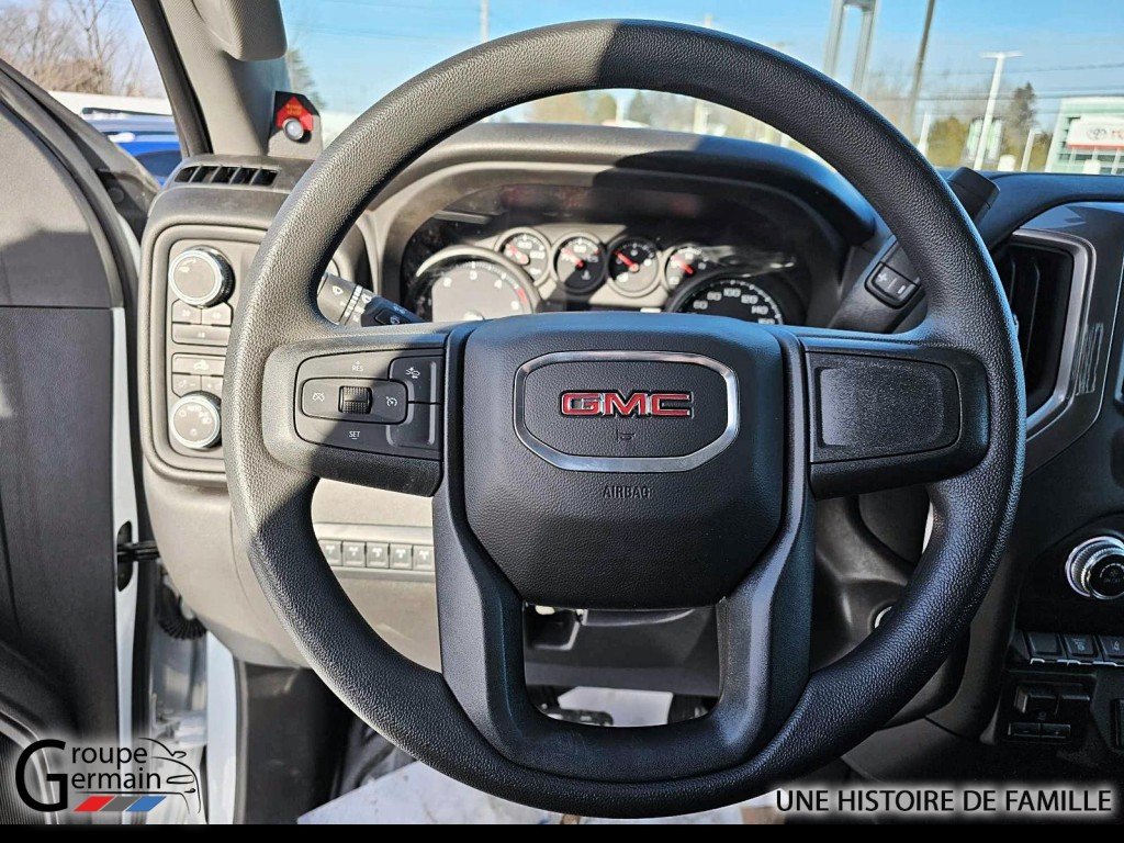 2024 GMC Sierra 3500 à St-Raymond, Québec - 13 - w1024h768px