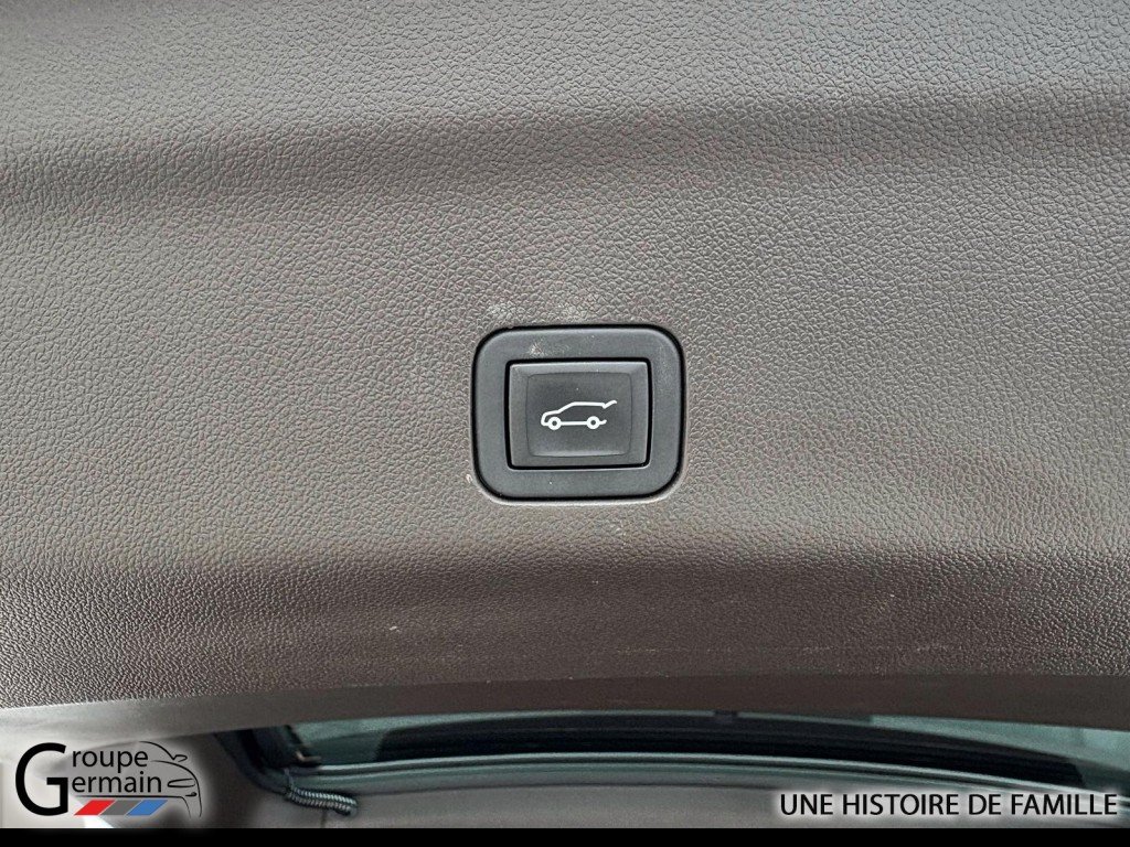 2023 GMC Yukon à Donnacona, Québec - 11 - w1024h768px