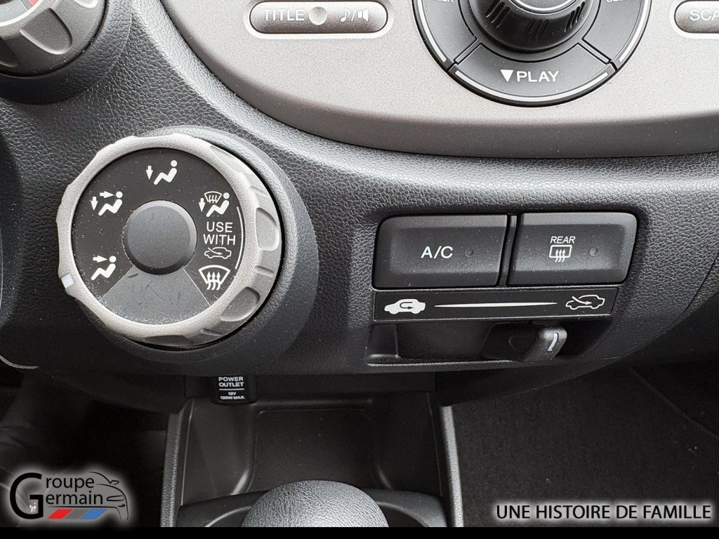 2013 Honda FIT in St-Raymond, Quebec - 22 - w1024h768px