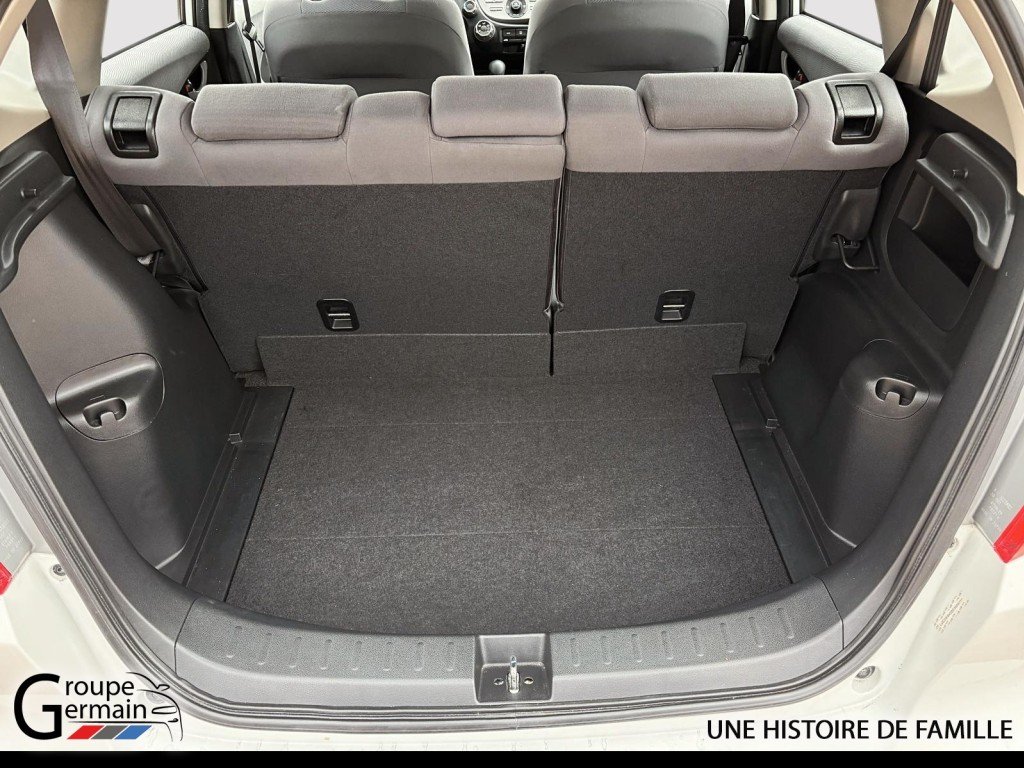 2013 Honda FIT in St-Raymond, Quebec - 12 - w1024h768px