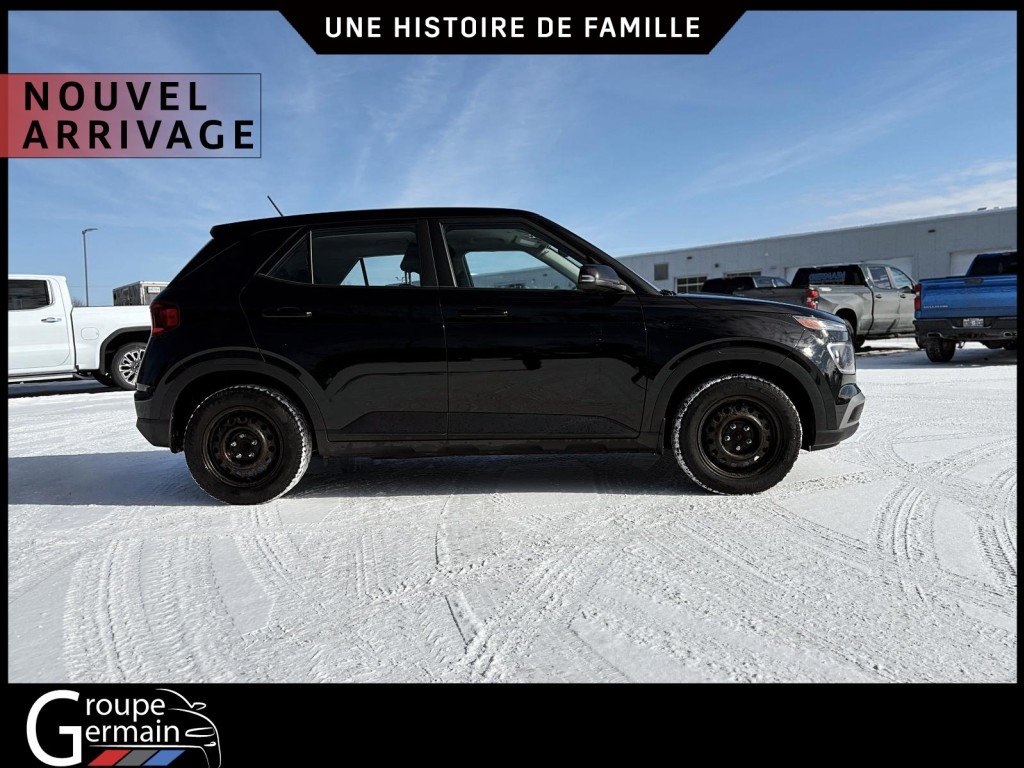 2023 Hyundai VENUE à St-Raymond, Québec - 2 - w1024h768px