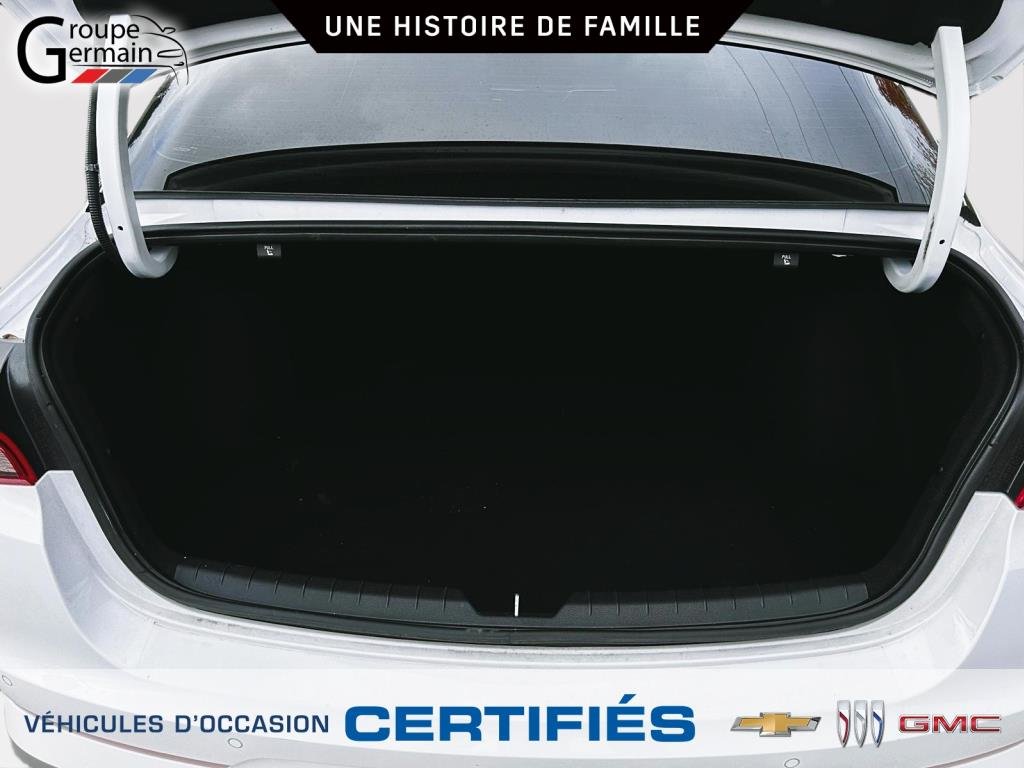 2023 Kia K5 in St-Raymond, Quebec - 11 - w1024h768px