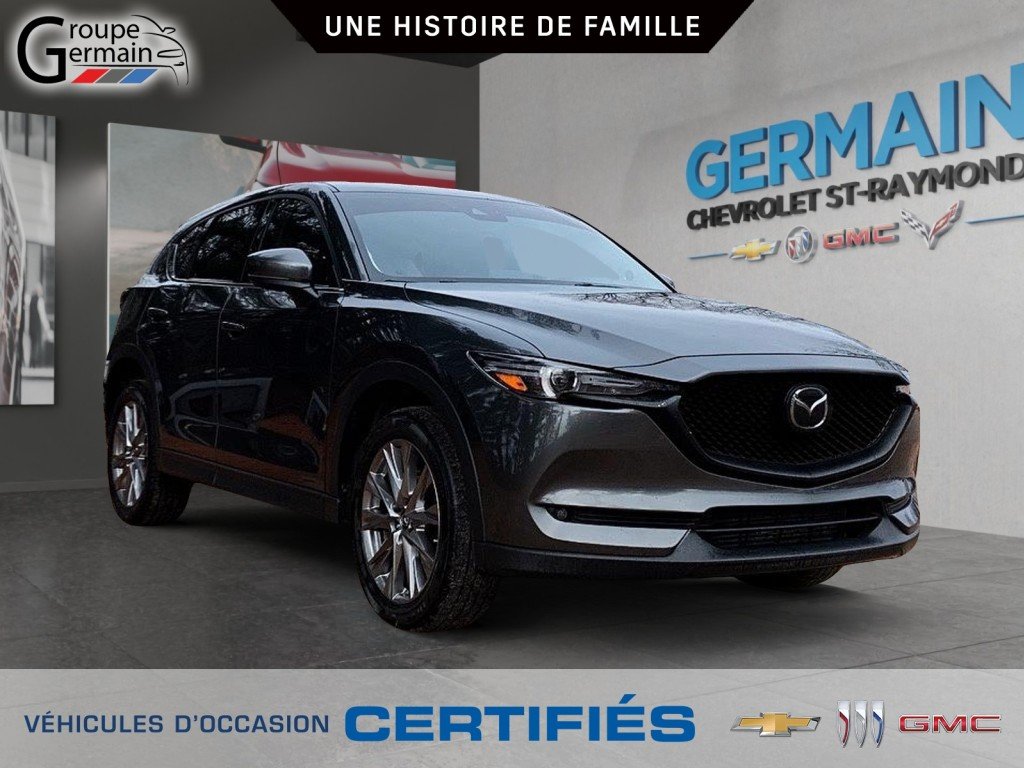 2020 Mazda CX-5 in St-Raymond, Quebec - 1 - w1024h768px