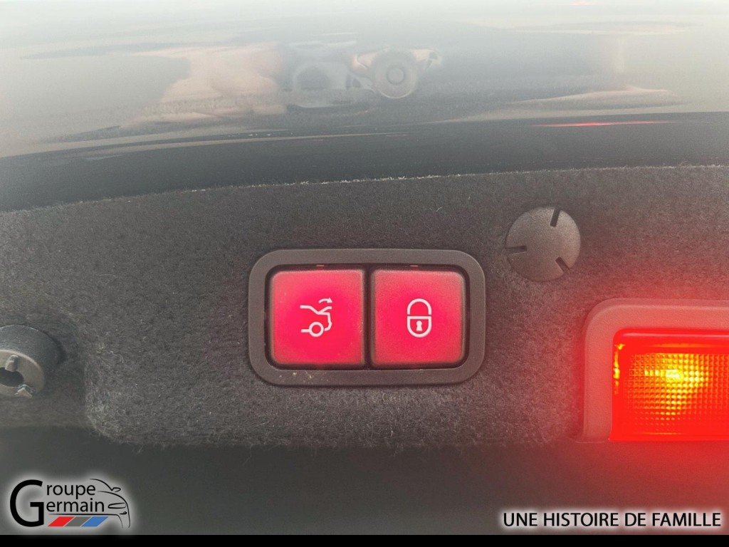 2020 Mercedes C43 à Donnacona, Québec - 29 - w1024h768px