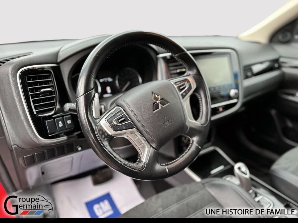 2020 Mitsubishi Outlander in St-Raymond, Quebec - 14 - w1024h768px