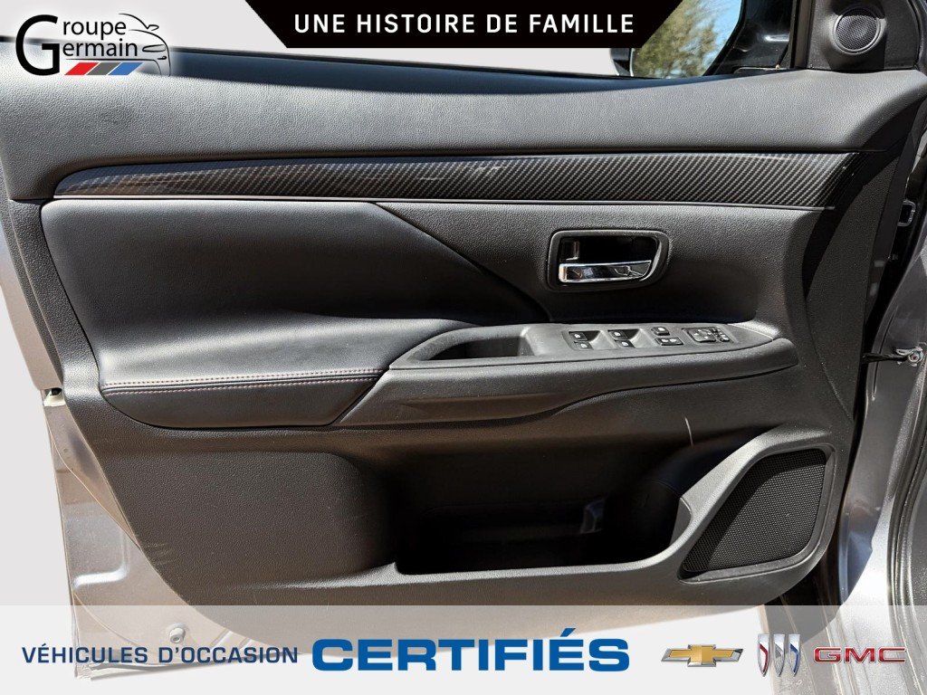 2020 Mitsubishi OUTLANDER in St-Raymond, Quebec - 26 - w1024h768px
