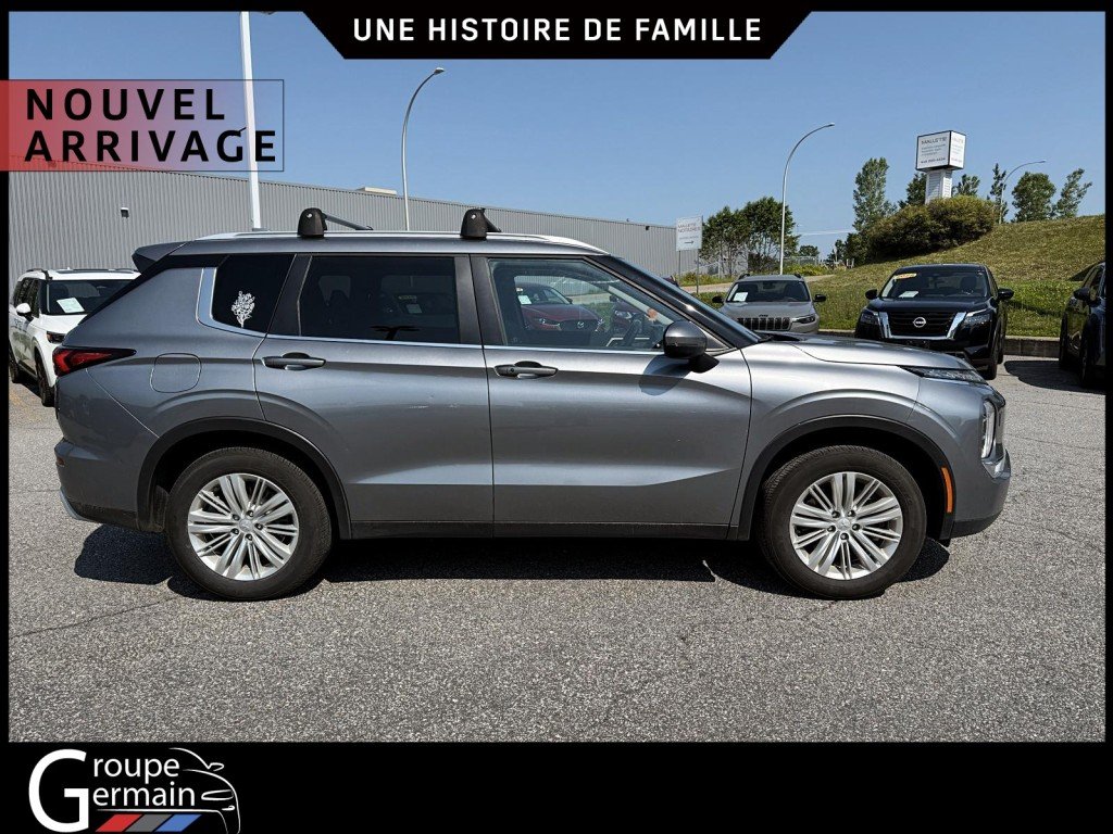 2023 Mitsubishi OUTLANDER in Donnacona, Quebec - 6 - w1024h768px