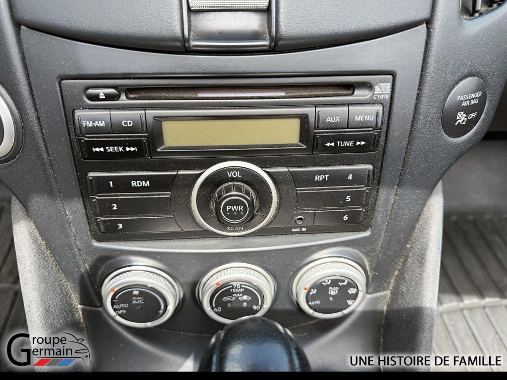 2010 Nissan 370Z in Donnacona, Quebec - 19 - w1024h768px
