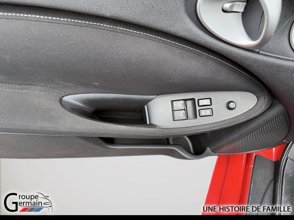 2010 Nissan 370Z in Donnacona, Quebec - 13 - w1024h768px