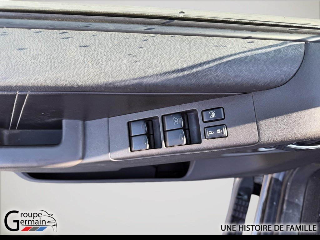 2016 Nissan FRONTIER in Donnacona, Quebec - 10 - w1024h768px