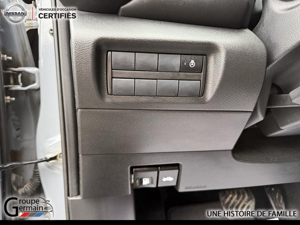 2023 Nissan KICKS in Donnacona, Quebec - 13 - w1024h768px