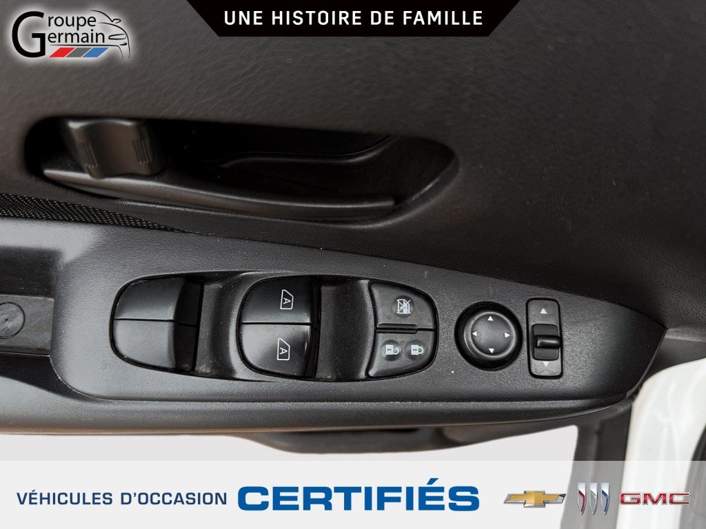 2024 Nissan KICKS in St-Raymond, Quebec - 23 - w1024h768px