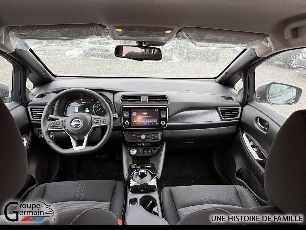 2025 Nissan LEAF à Donnacona, Québec - 9 - w1024h768px