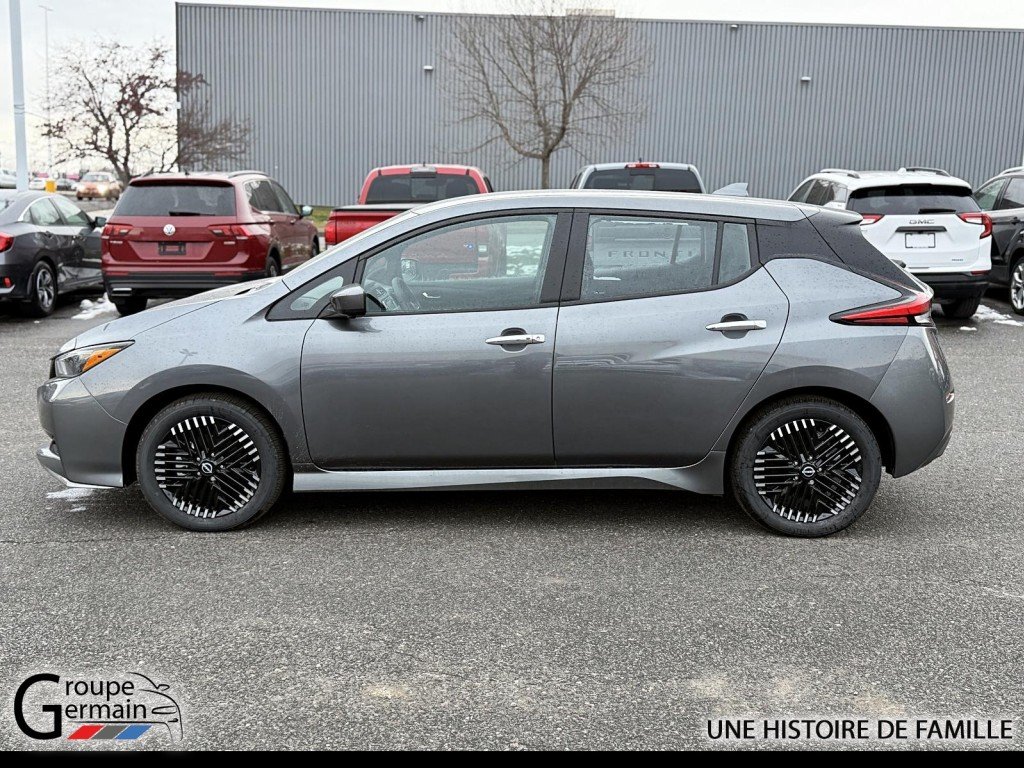 2025 Nissan LEAF à Donnacona, Québec - 2 - w1024h768px