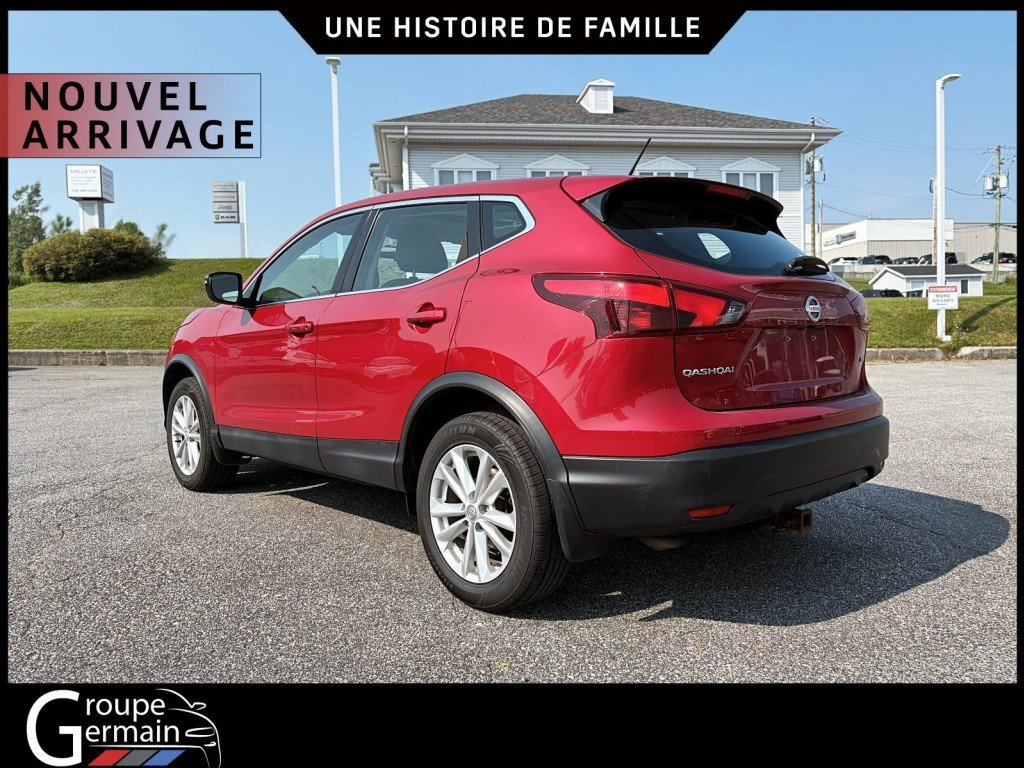 2017 Nissan Qashqai in Donnacona, Quebec - 3 - w1024h768px