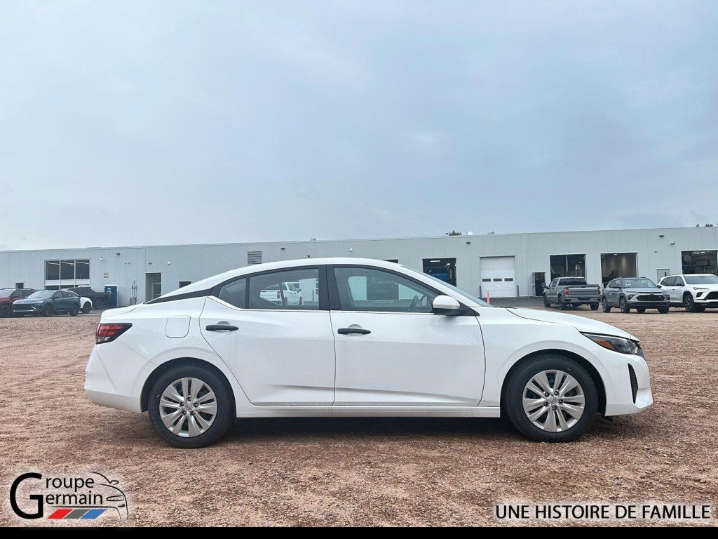 2025 Nissan SENTRA à St-Raymond, Québec - 2 - w1024h768px