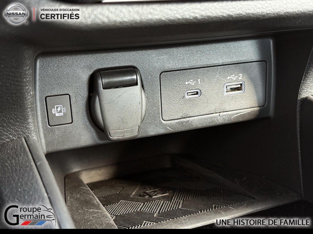 2023 Nissan Versa in Donnacona, Quebec - 23 - w1024h768px