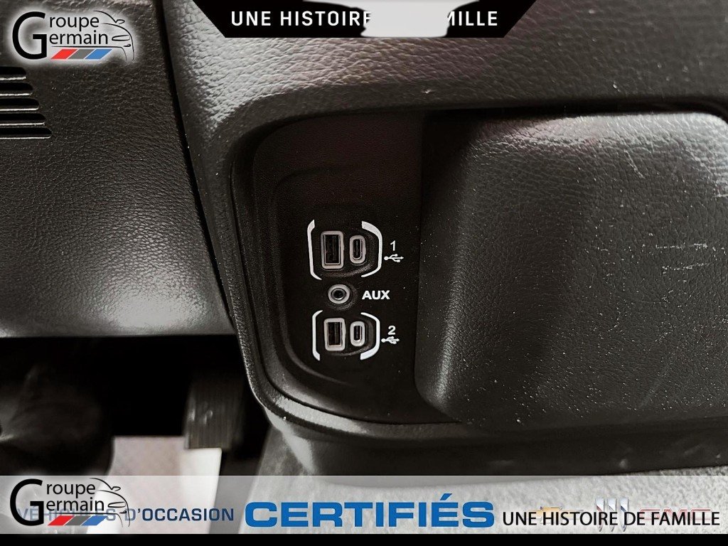 2023 Ram 1500 in Donnacona, Quebec - 28 - w1024h768px