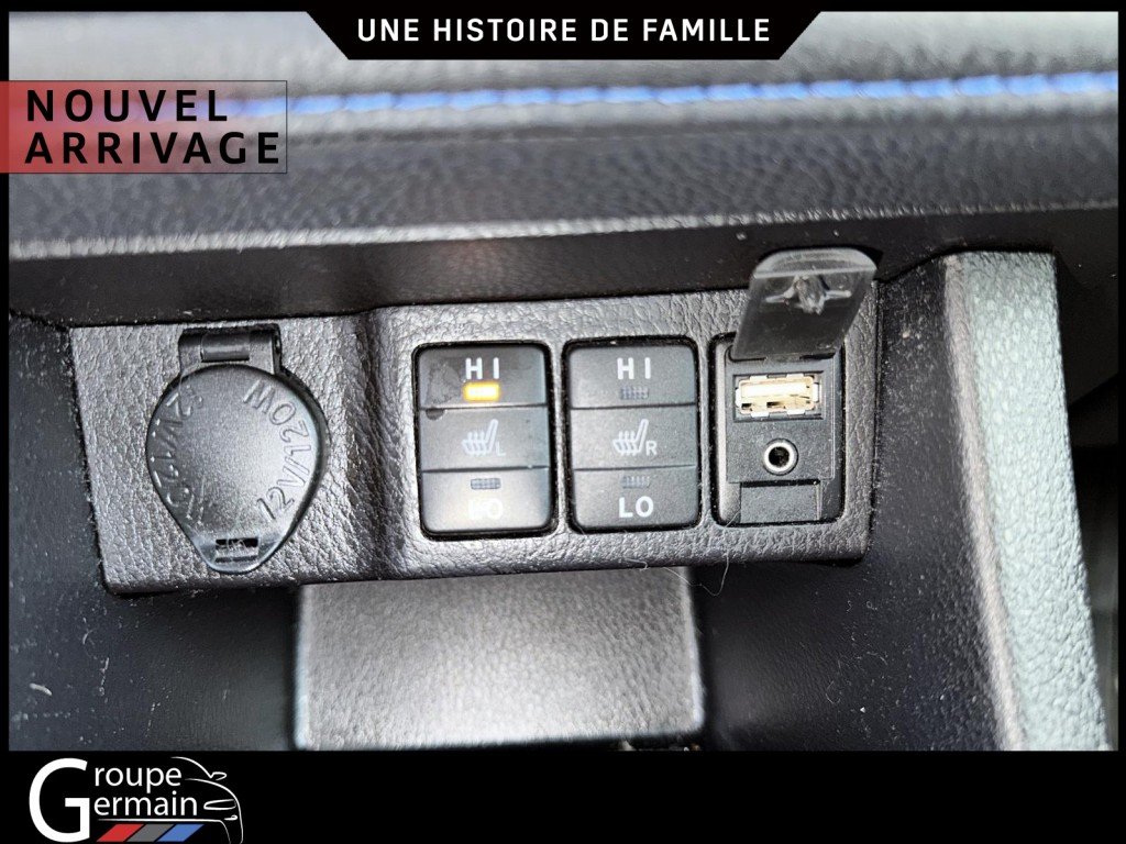 2018 Toyota COROLLA à St-Raymond, Québec - 18 - w1024h768px