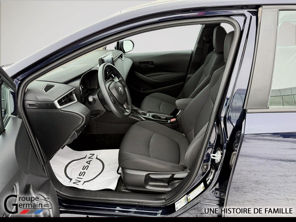 2022 Toyota COROLLA in Donnacona, Quebec - 12 - w1024h768px