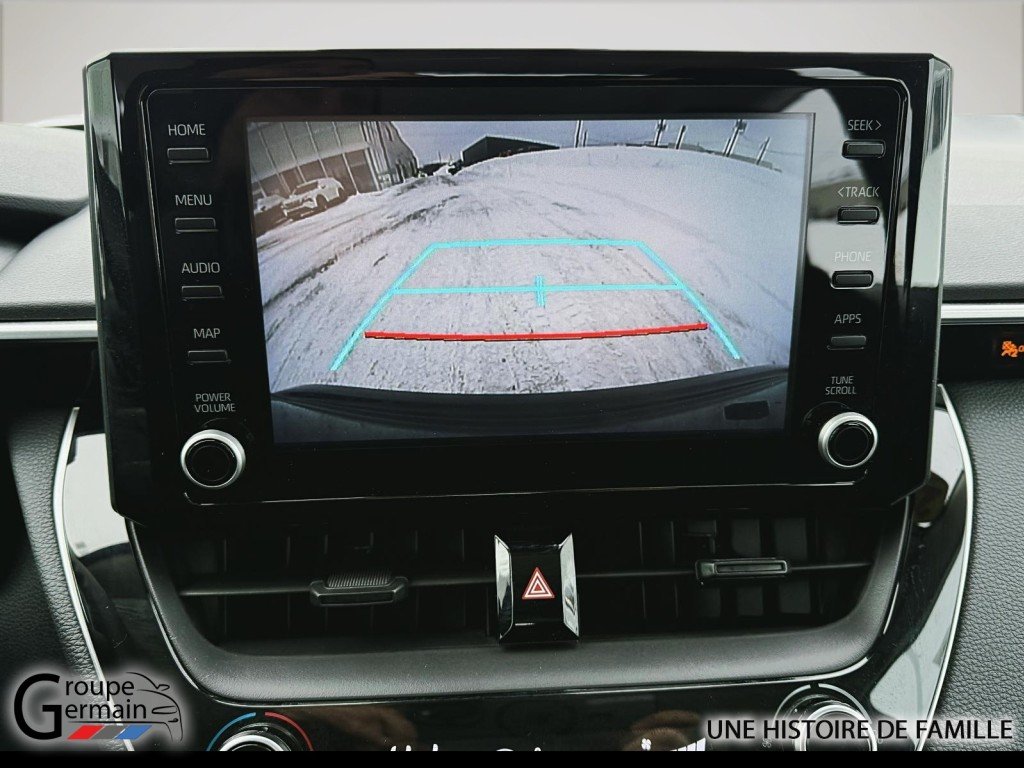 2022 Toyota COROLLA in Donnacona, Quebec - 21 - w1024h768px