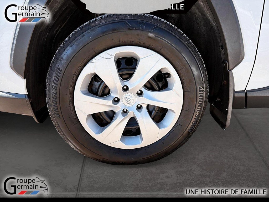 2023 Toyota RAV4 in Donnacona, Quebec - 9 - w1024h768px