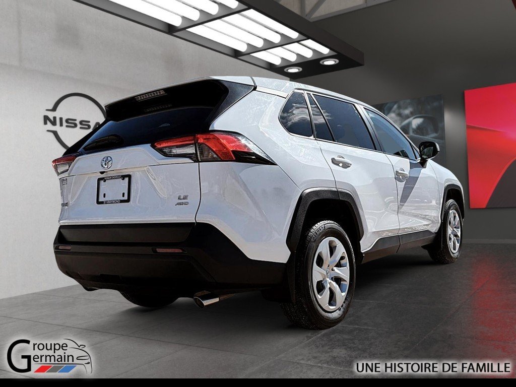 2023 Toyota RAV4 in Donnacona, Quebec - 5 - w1024h768px