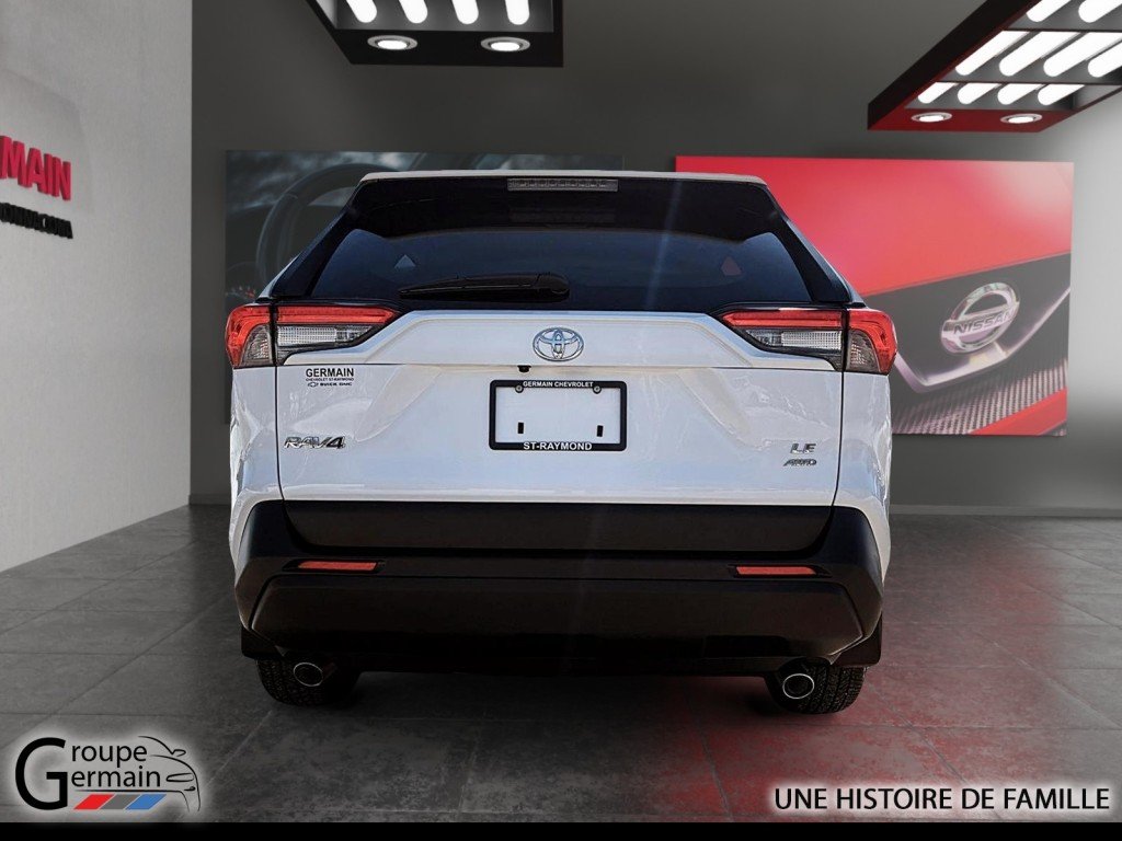2023 Toyota RAV4 in Donnacona, Quebec - 4 - w1024h768px