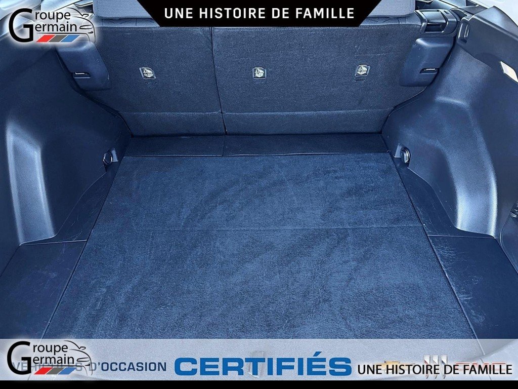 2023 Toyota RAV4 in Donnacona, Quebec - 10 - w1024h768px