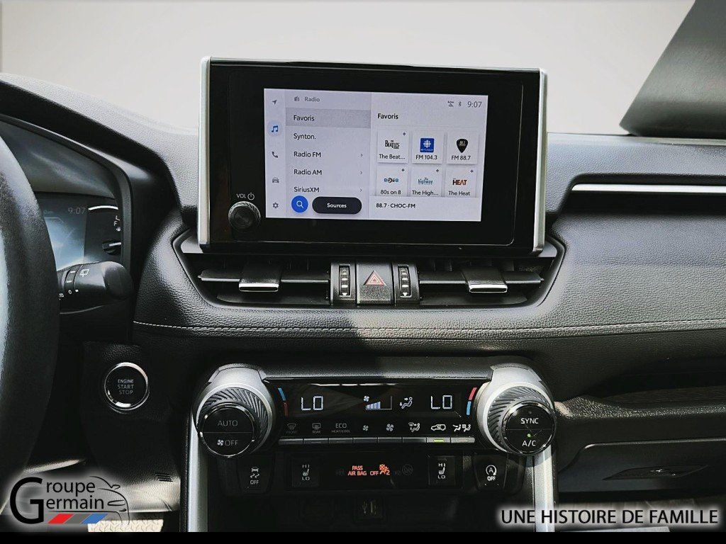 2024 Toyota RAV4 in Donnacona, Quebec - 25 - w1024h768px