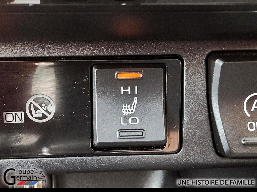 2024 Toyota RAV4 in Donnacona, Quebec - 29 - w1024h768px
