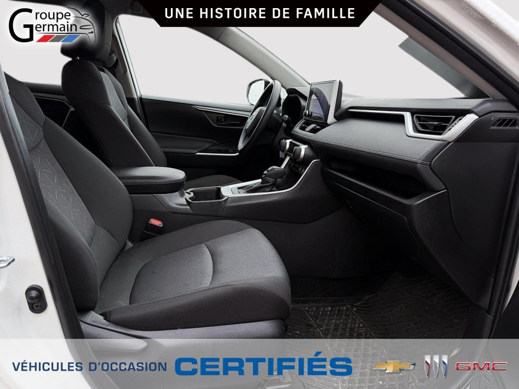 2025 Toyota RAV4 à St-Raymond, Québec - 17 - w1024h768px