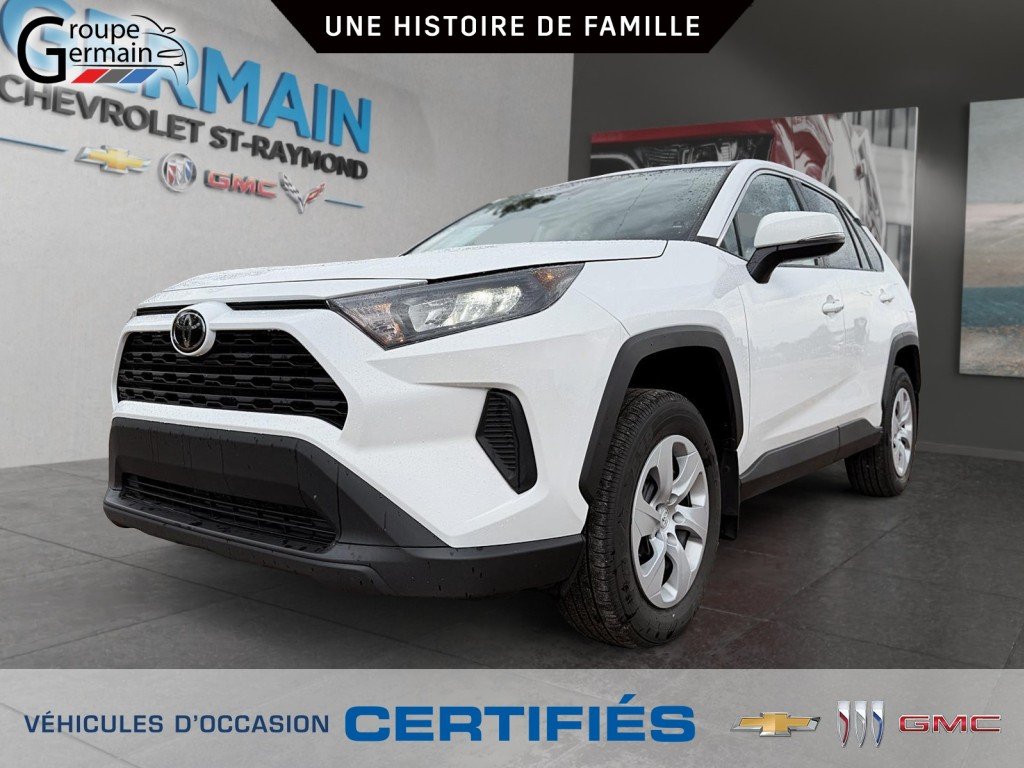 2025 Toyota RAV4 à St-Raymond, Québec - 4 - w1024h768px