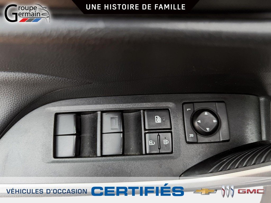 2025 Toyota RAV4 à St-Raymond, Québec - 19 - w1024h768px