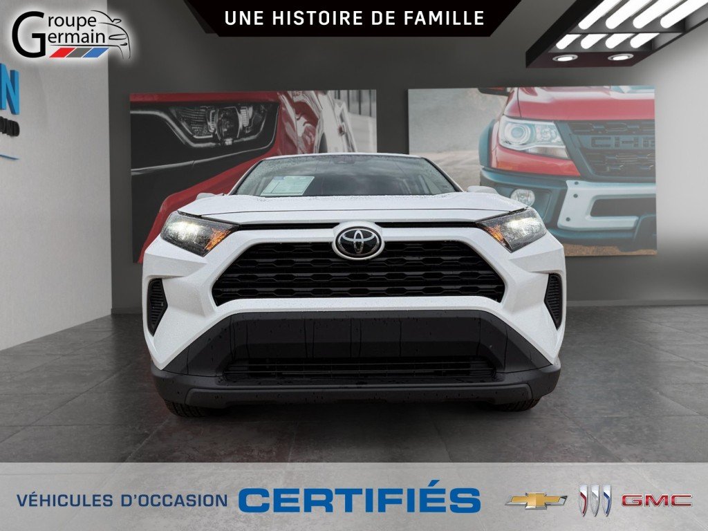 2025 Toyota RAV4 à St-Raymond, Québec - 6 - w1024h768px