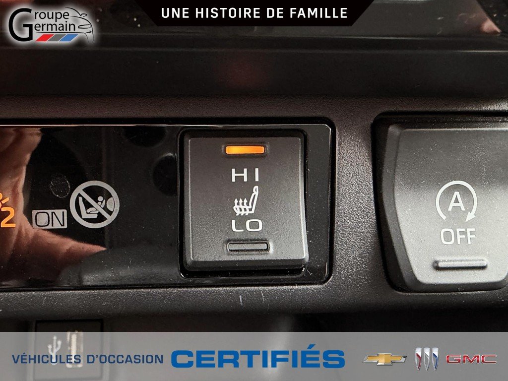 2025 Toyota RAV4 à St-Raymond, Québec - 30 - w1024h768px