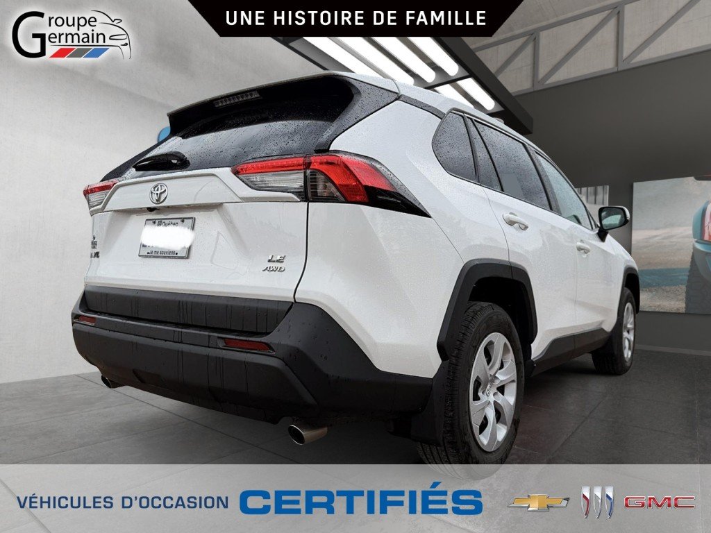 2025 Toyota RAV4 à St-Raymond, Québec - 8 - w1024h768px