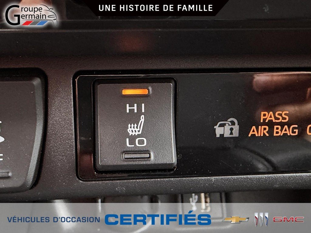 2025 Toyota RAV4 à St-Raymond, Québec - 29 - w1024h768px