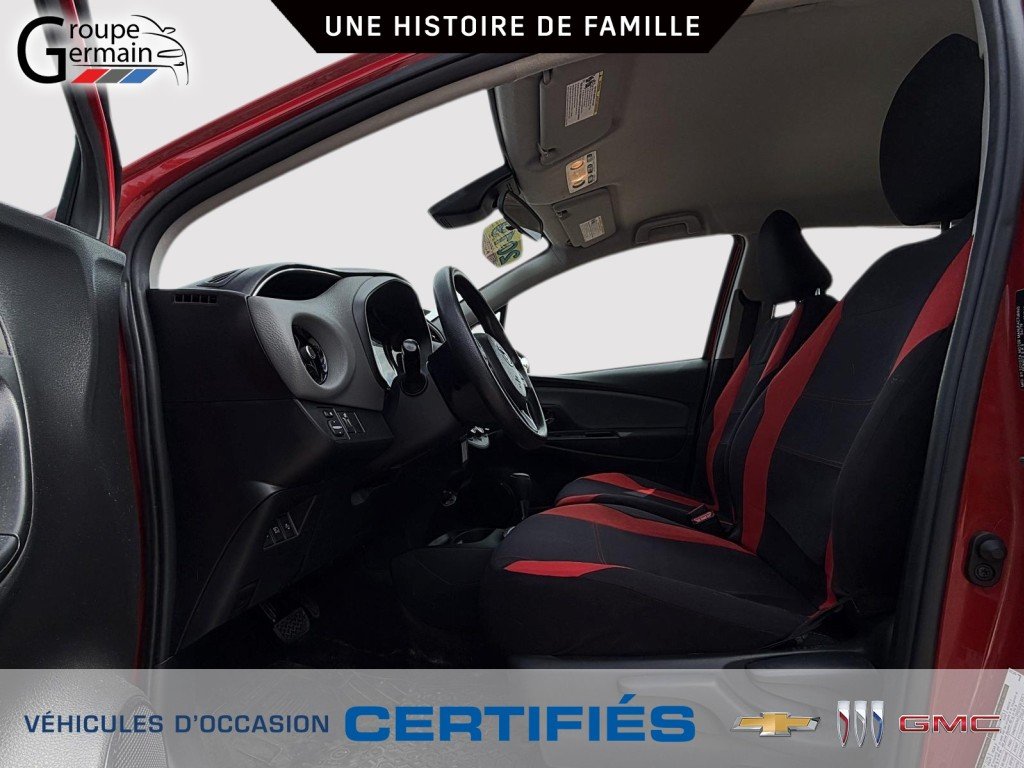 2019 Toyota Yaris 5-dr à St-Raymond, Québec - 13 - w1024h768px