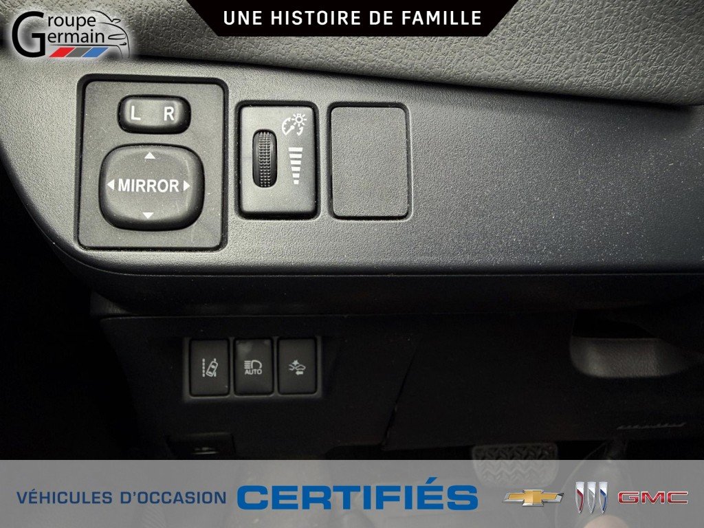 2019 Toyota Yaris 5-dr à St-Raymond, Québec - 25 - w1024h768px