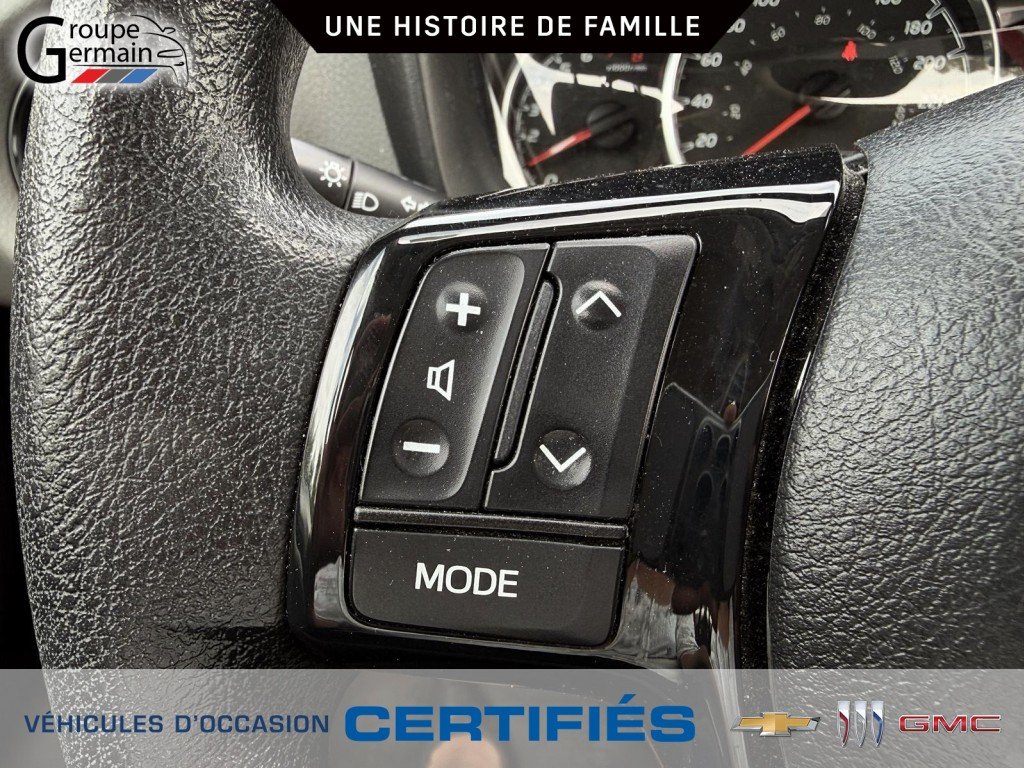 2019 Toyota Yaris 5-dr à St-Raymond, Québec - 21 - w1024h768px
